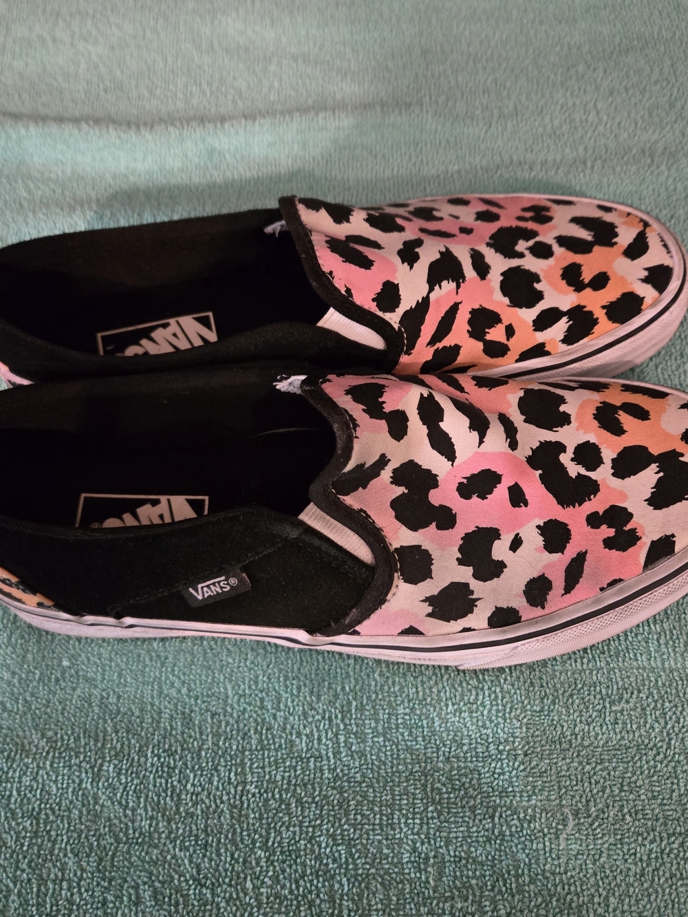 *Vans* Women's Slip-On Leopard Print Canvas Shoes - Pink & Orange - Picture 3 of 6